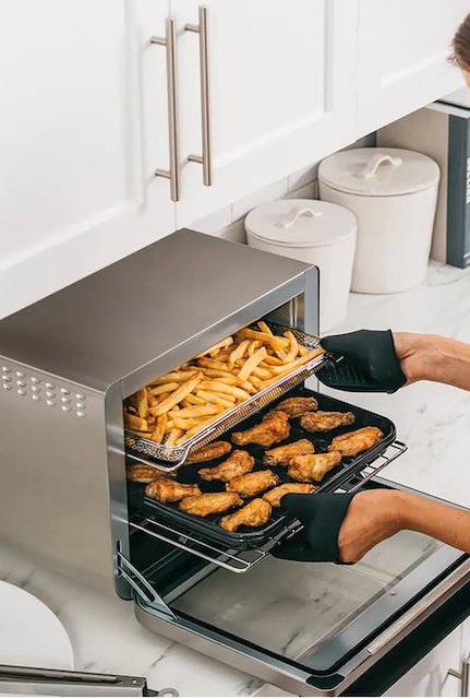 The Versatile Charm of the Shelf Oven Grill: A Kitchen Essential for Culinary Adventures